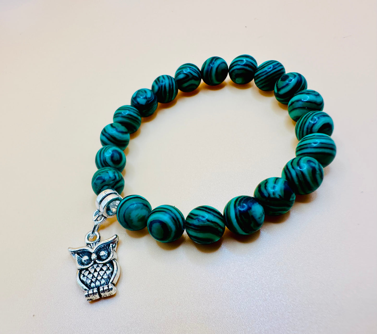 Bracciale elastico con perle di Malachite